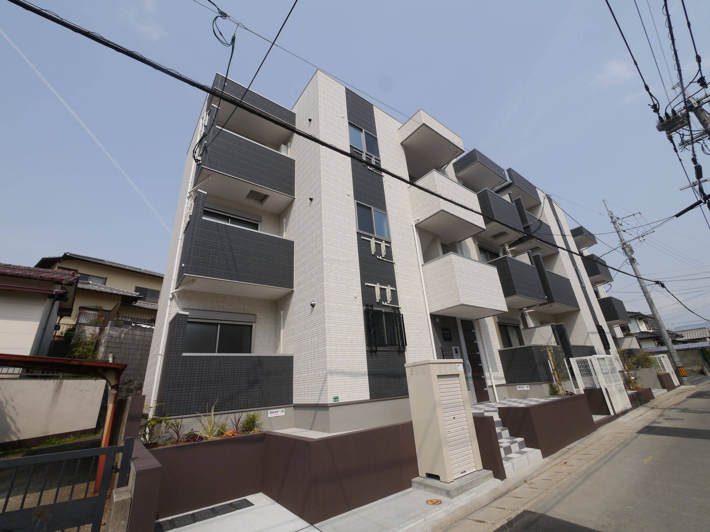 Starry諸岡の賃貸情報 笹原駅 スマイティ 建物番号